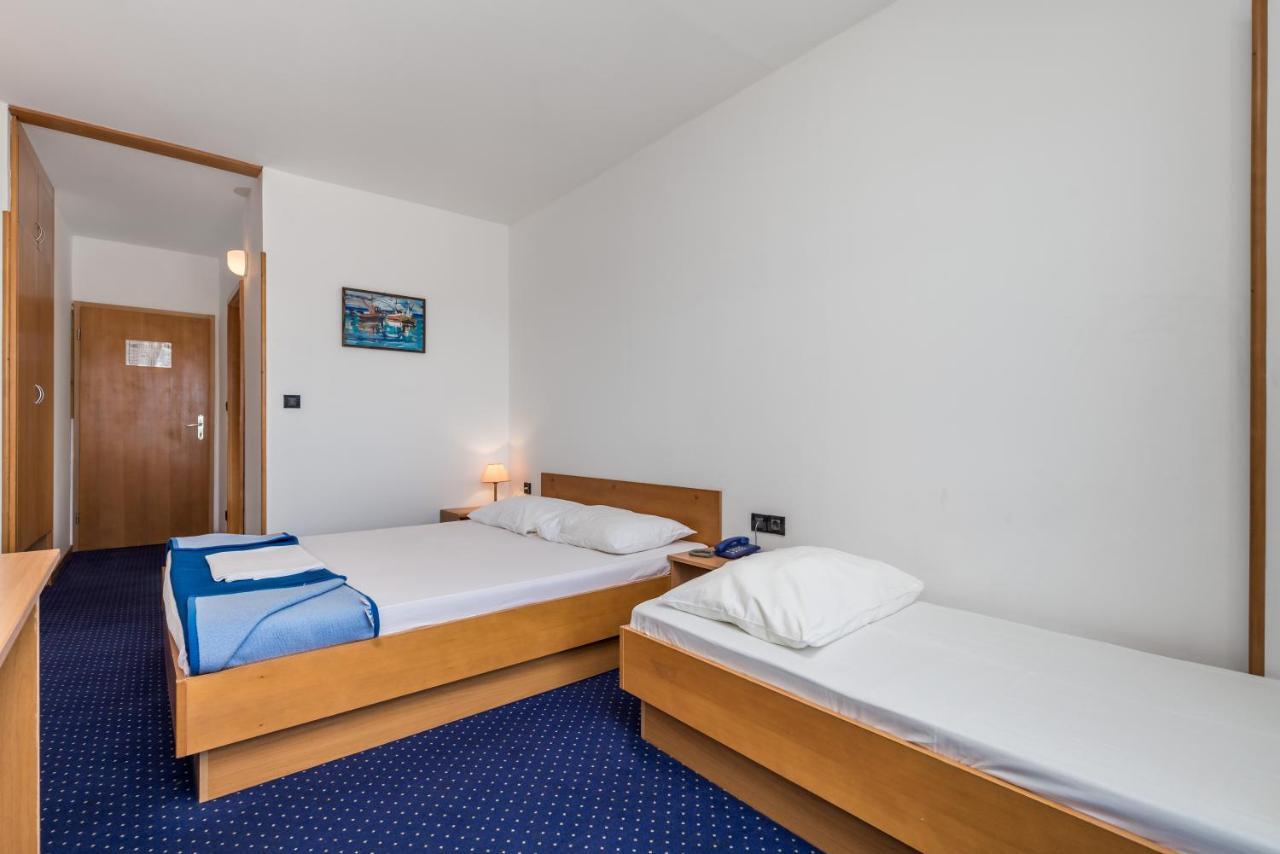 The Loza - Seaside Festival Hotel Novalja Dış mekan fotoğraf
